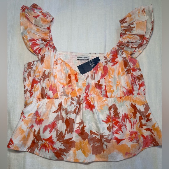Abercrombie & Fitch NWT Floral Ruffle Sleeve Top - Picture 2 of 6